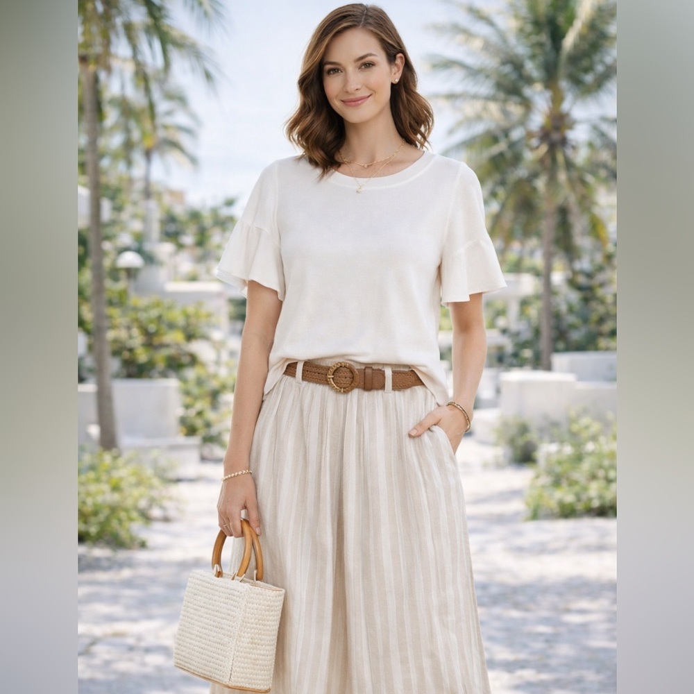 38” bust short bell sleeve sweater tee, white cotton, medium